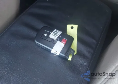 2015 Toyota Rav4 Limited from USA, damaged, VIN 2T3YFREV7FW199501